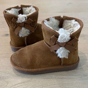 Koolaburra  by Ugg Brown Kids Boots with Cream Fur